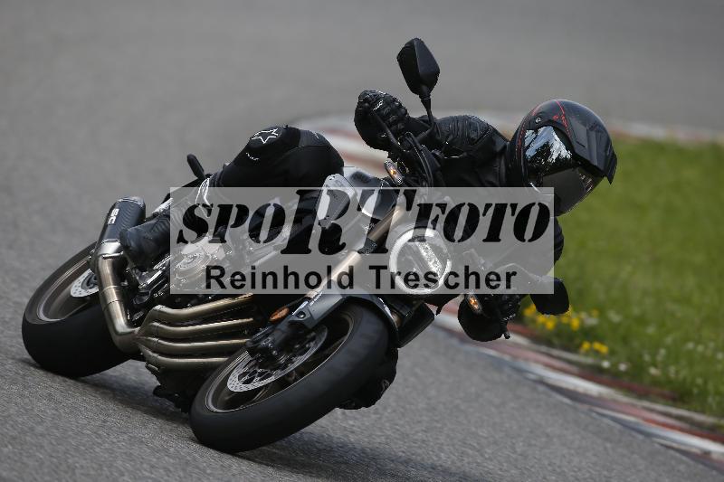 /Archiv-2024/29 12.06.2024 MOTO.CH Track Day ADR/Gruppe blau/60